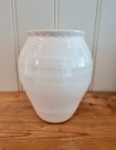 Hvit vase thumbnail