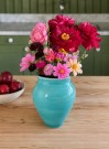 Hånddreid vase i steingods – turkis glasur thumbnail