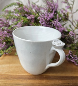 Blomst på hanken - hvit