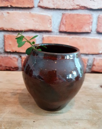Vase - tenmoku brun. 9 cm høy