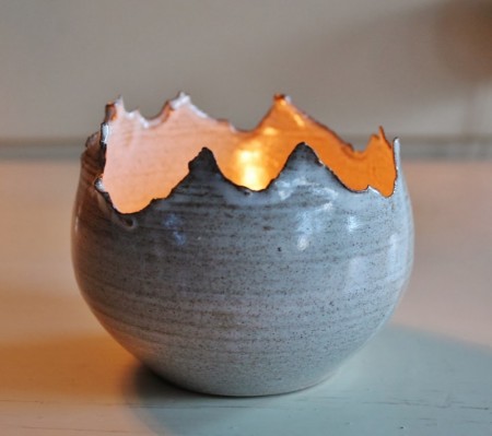 Lysegg, telysestake av terrakotta