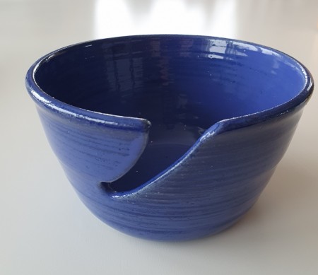 Blå garnbolle