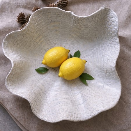 Stort fat med blondetrykk