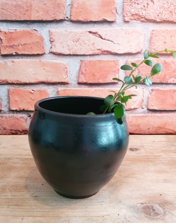 Svart vase - 10 cm høy