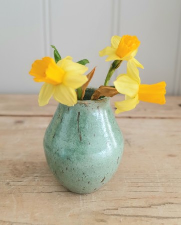 Liten turkis vase